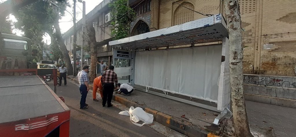 ایستگاه تاکسی1