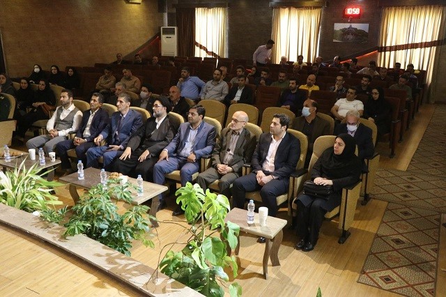 کارگران نمونه شهرداری لاهیجان تجلیل شدند