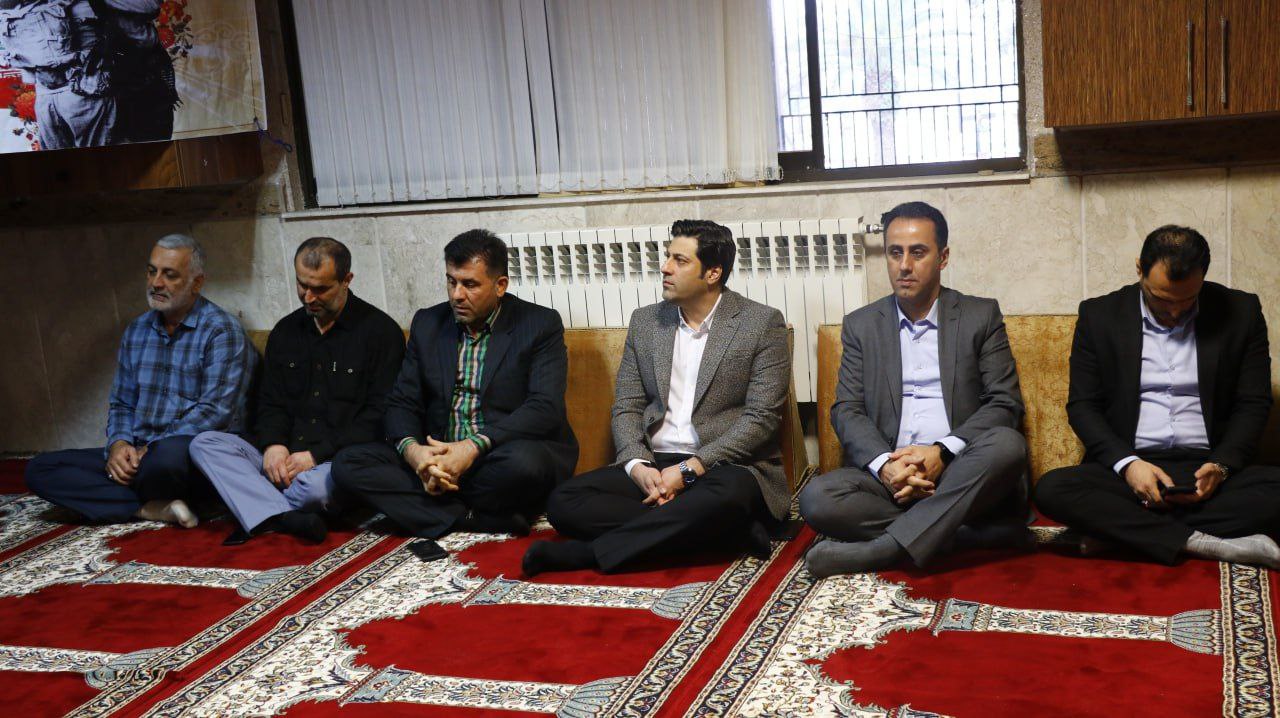 نشست بصیرتی به مناسبت هفته بسیج در شهرداری لاهیجان برگزار شد