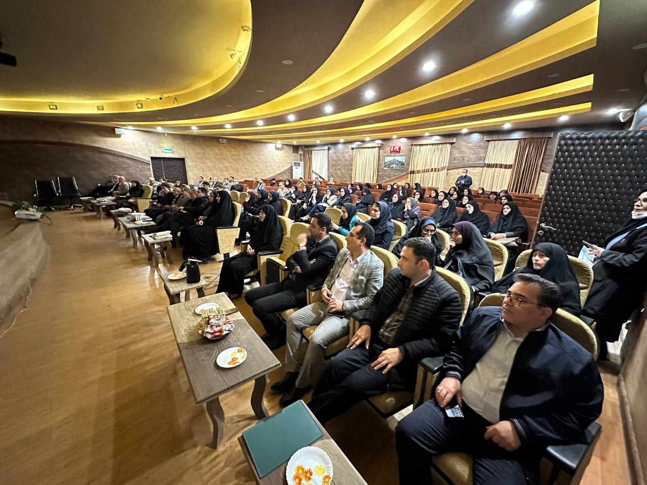 جلسه آموزشی مدیران مدارس در حوزه پسماند