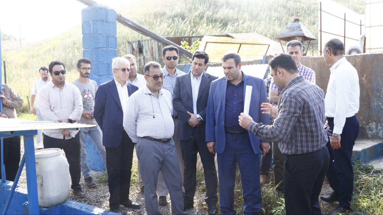 بازدید سرپرست دفتر محیط زیست و خدمات شهری سازمان شهرداری های کشور از روند دفن بهداشتی زباله شهر لاهیجان