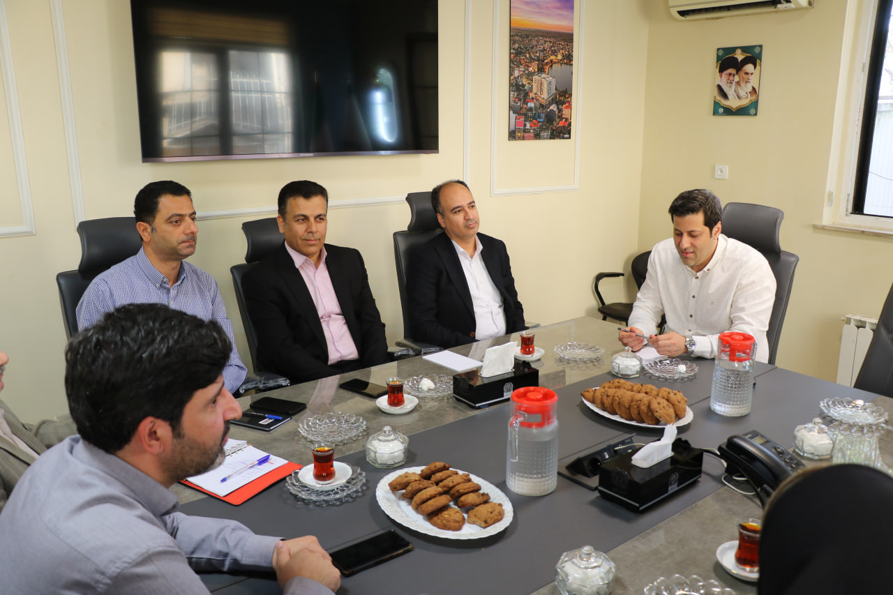 برگزاری نشست هم‌اندیشی شهرداری لاهیجان با تشکل‌های محیط‌زیست و منابع طبیعی استان گیلان