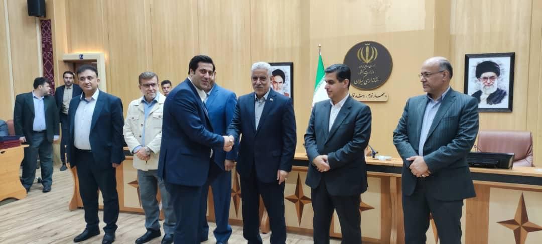 رضا زنده دل، شهردار لاهیجان به عنوان شهردار برتر گیلان معرفی شد