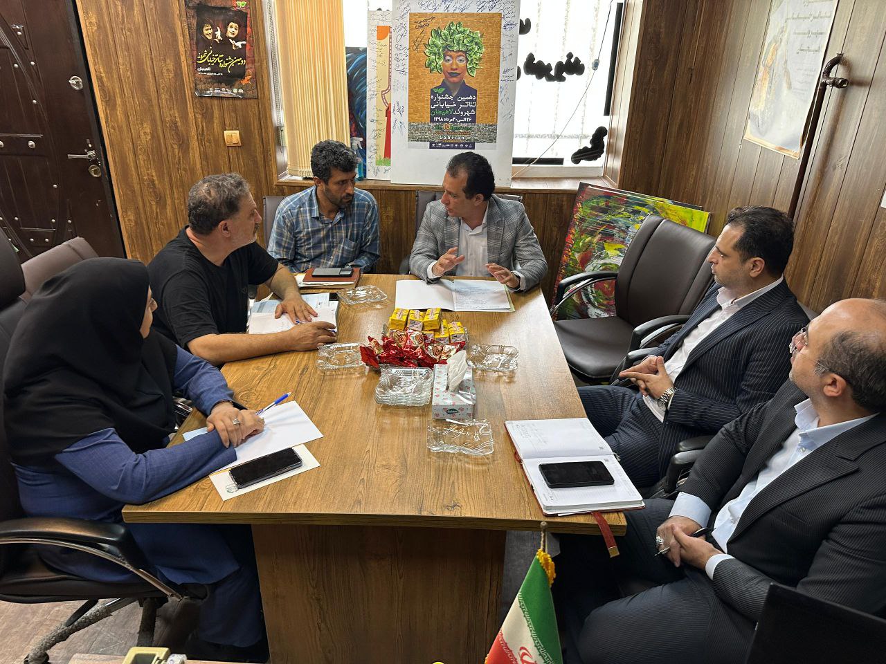 جلسه دبیرخانه چهاردهمین جشنواره تئاتر خیابانی